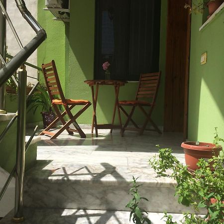 티라나 Friends House B&B 외부 사진