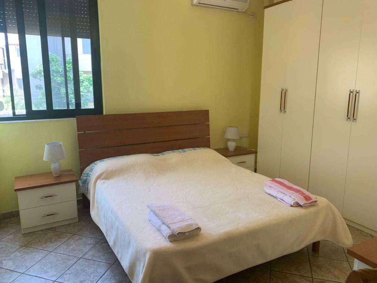 티라나 Friends House B&B 외부 사진